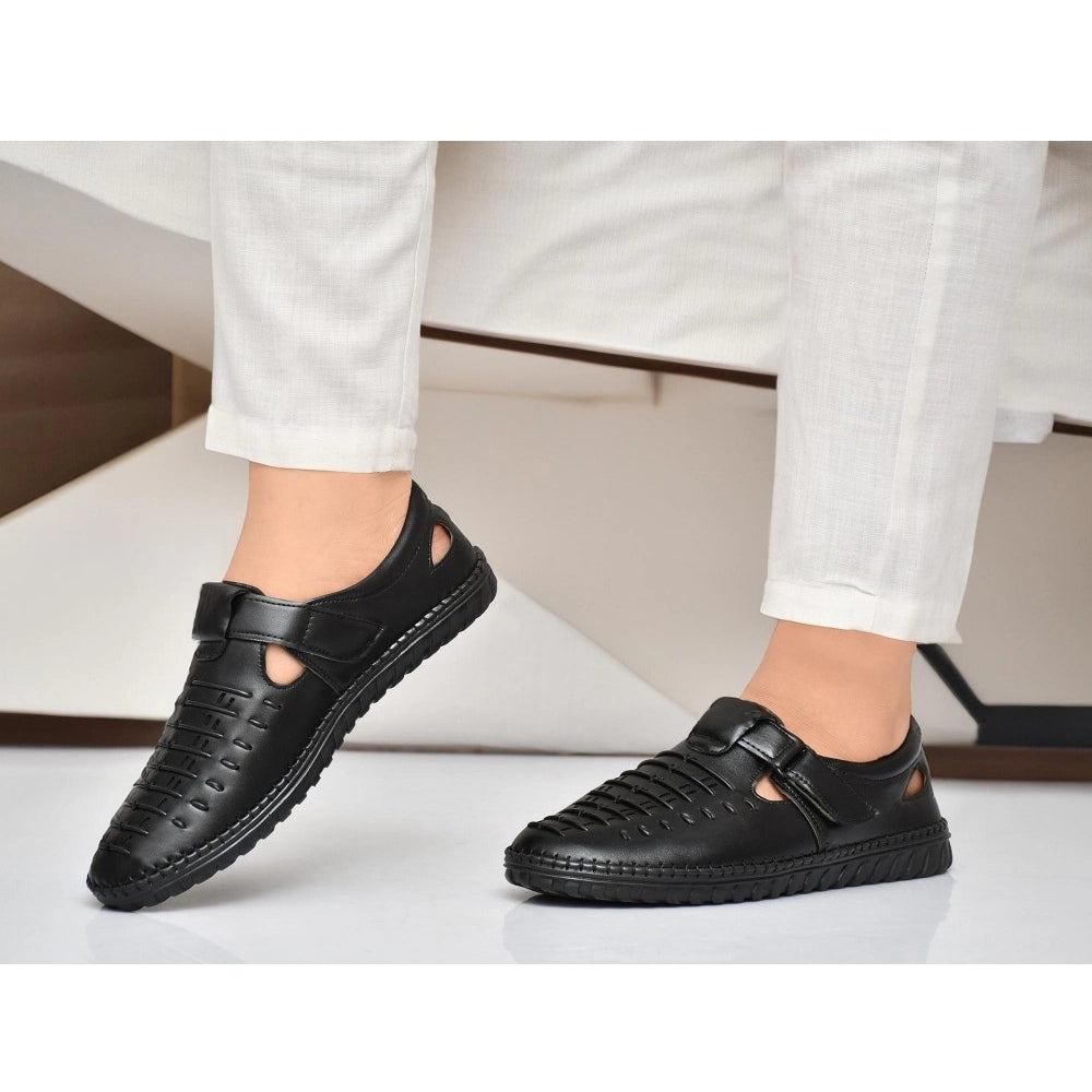 VASTRAA Black Sandals – Faux Leather | Lightweight & Comfortable