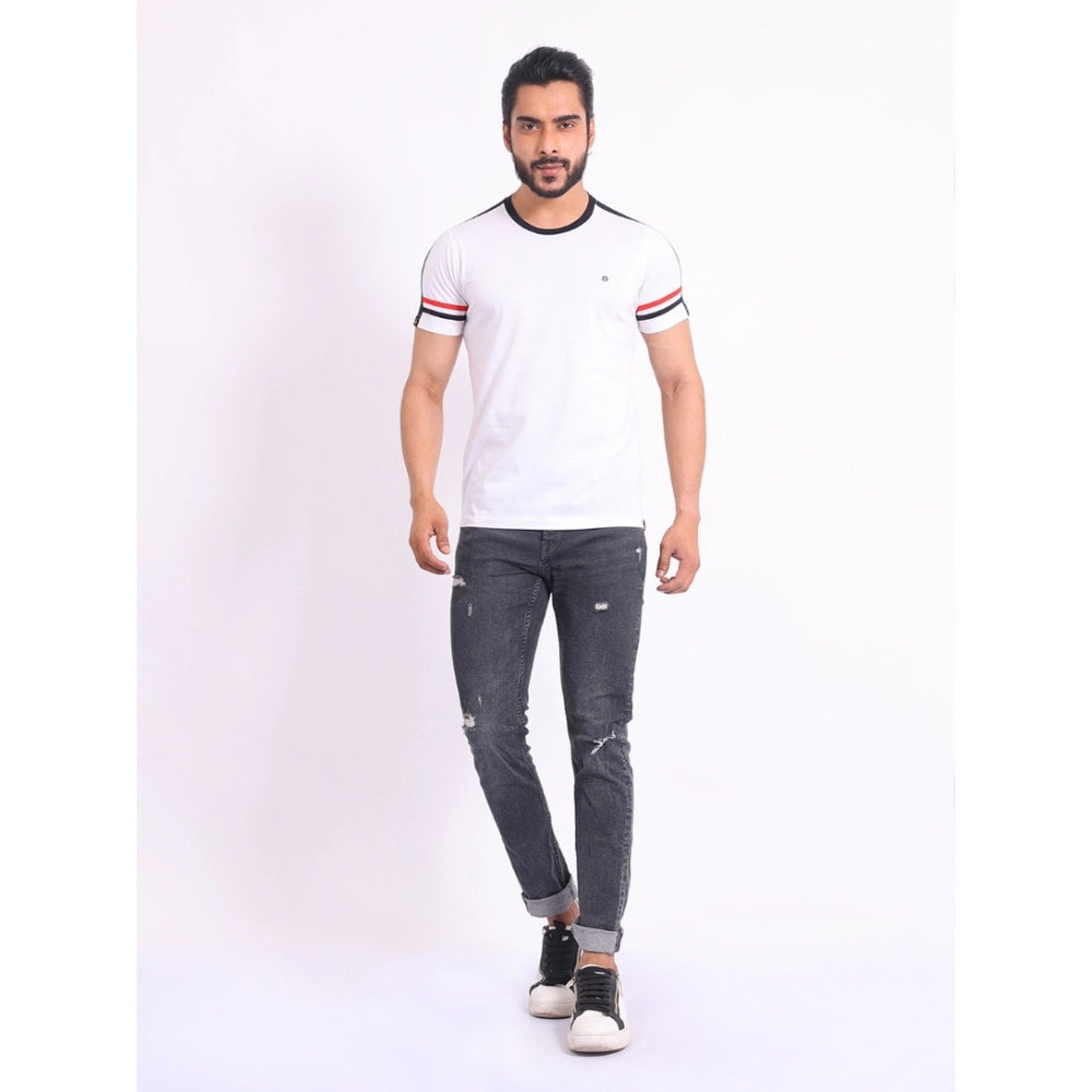 VASTRAA Men’s White Printed Cotton-Blend Round Neck T-Shirt